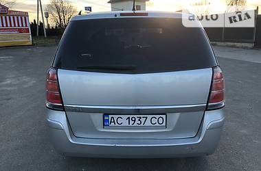 Минивэн Opel Zafira 2006 в Владимир-Волынском