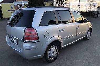 Минивэн Opel Zafira 2006 в Владимир-Волынском