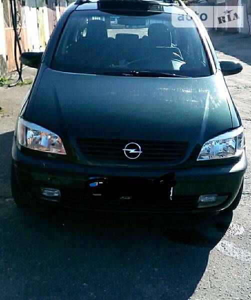 Минивэн Opel Zafira 1999 в Сосновке