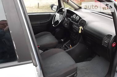 Минивэн Opel Zafira 2003 в Киеве