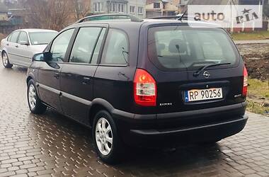 Минивэн Opel Zafira 2004 в Львове