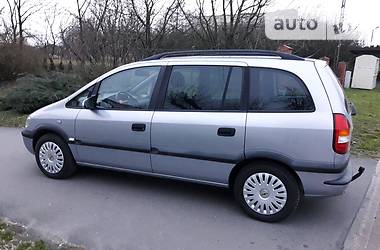 Универсал Opel Zafira 2003 в Полтаве