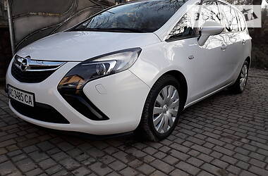 Універсал Opel Zafira 2013 в 