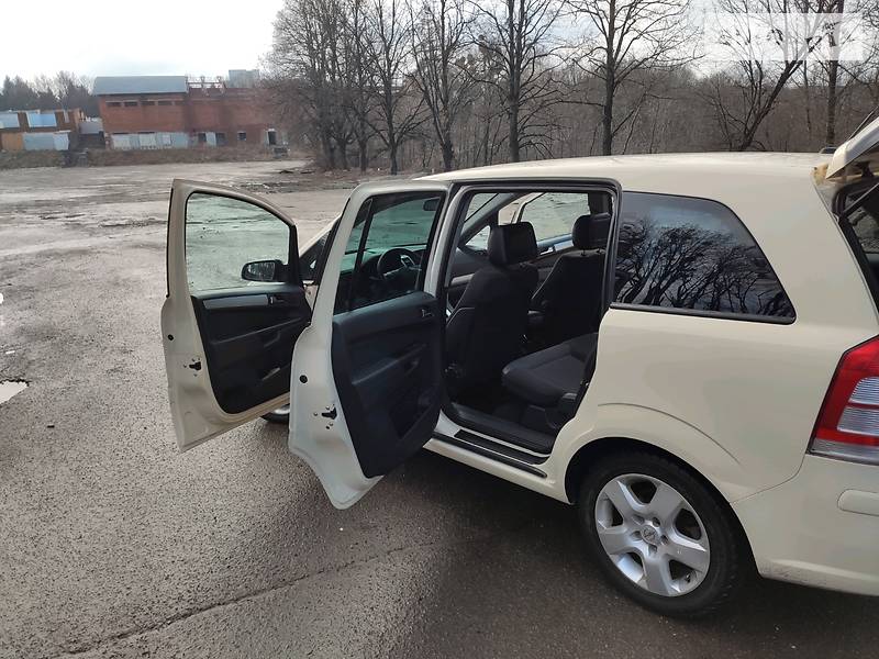 Мінівен Opel Zafira 2009 в Львові