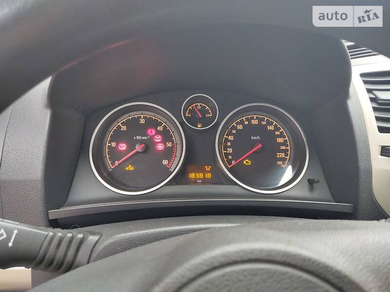 Універсал Opel Zafira 2008 в Звягелі