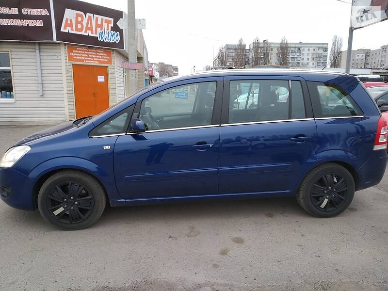 Универсал Opel Zafira 2008 в Черкассах фото 3 Универсал Opel Zafira 2008 в Черкассах