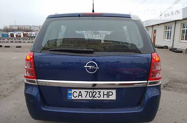 Універсал Opel Zafira 2008 в 