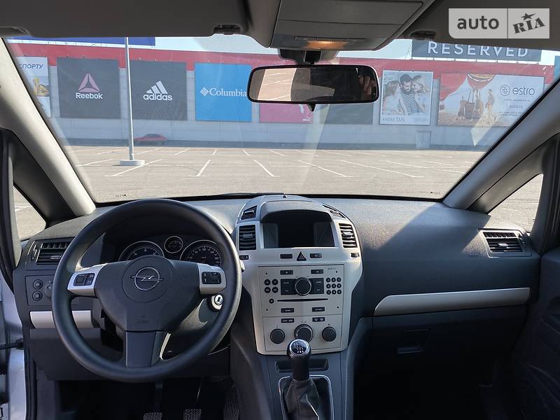 Мінівен Opel Zafira 2008 в Рівному