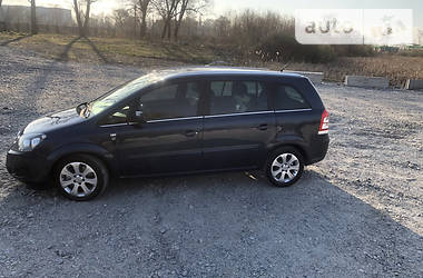 Минивэн Opel Zafira 2011 в Житомире