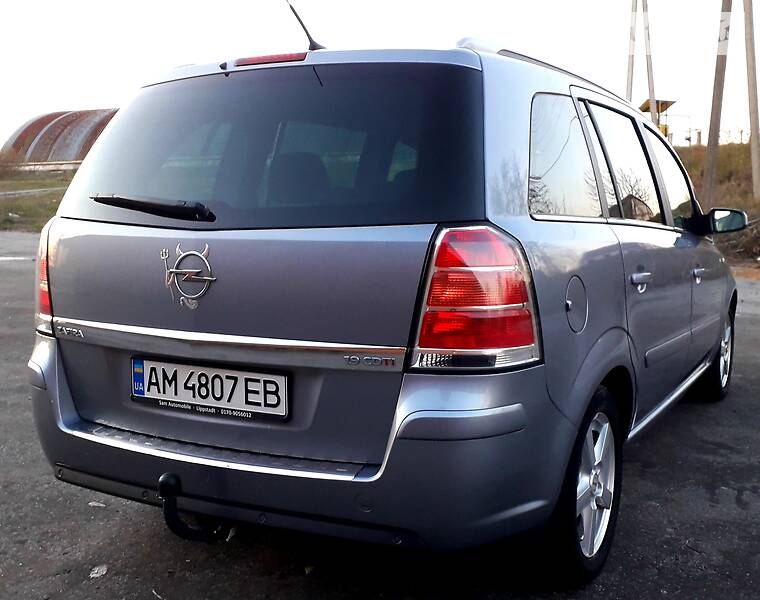 Мінівен Opel Zafira 2006 в Звягелі