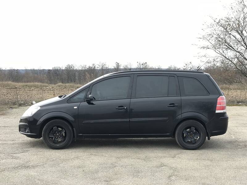 Універсал Opel Zafira 2008 в Києві