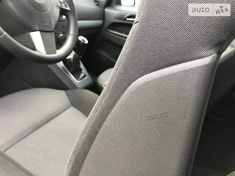 Універсал Opel Zafira 2008 в Києві