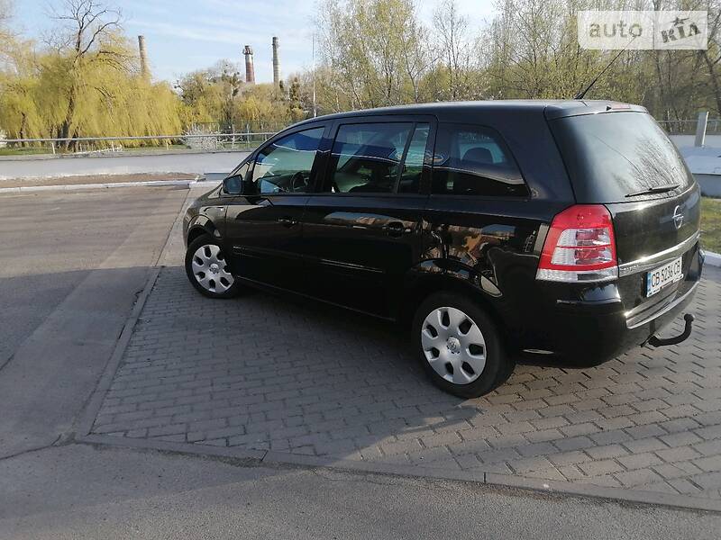 Мінівен Opel Zafira 2009 в Рівному