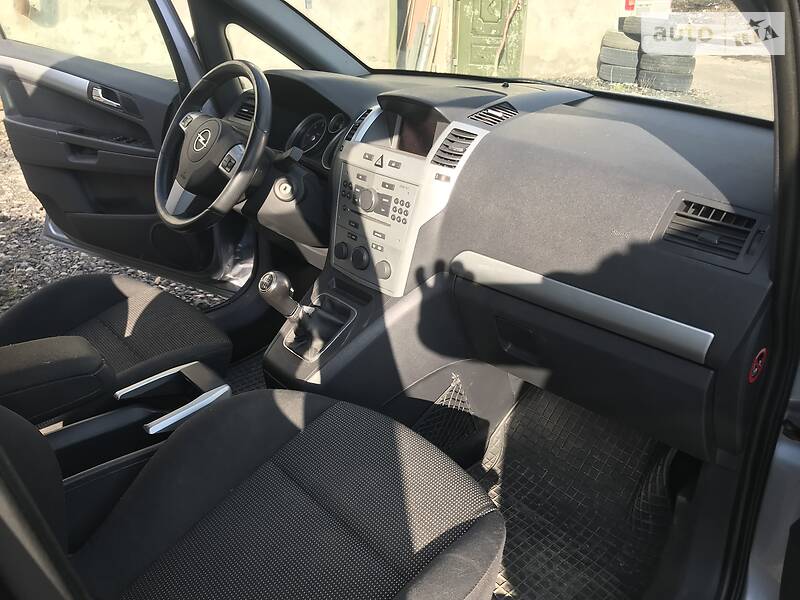 Мінівен Opel Zafira 2008 в Калуші