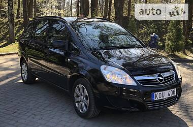 Мінівен Opel Zafira 2010 в 