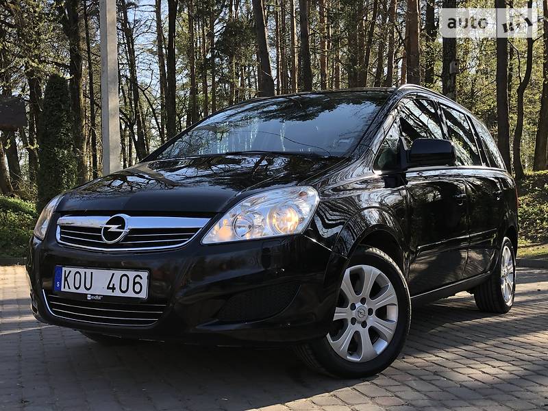 Мінівен Opel Zafira 2010 в 