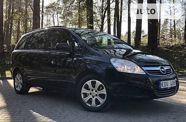 Мінівен Opel Zafira 2010 в 