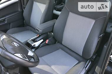 Мінівен Opel Zafira 2010 в 