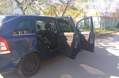 Універсал Opel Zafira 2010 в 