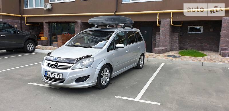 Мінівен Opel Zafira 2008 в 