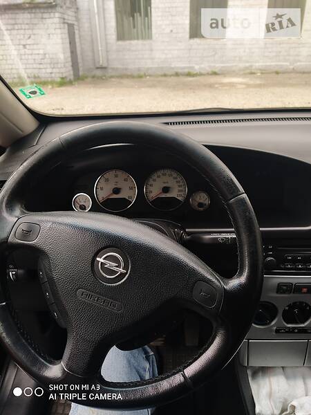 Мінівен Opel Zafira 2003 в Чернівцях