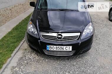 Універсал Opel Zafira 2011 в 