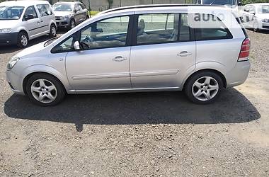 Универсал Opel Zafira 2008 в Луцке