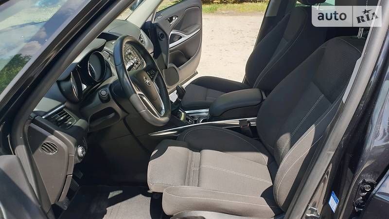 Універсал Opel Zafira 2014 в Івано-Франківську