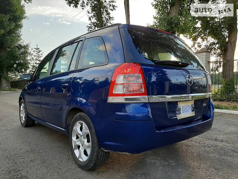 Мінівен Opel Zafira 2008 в Тернополі