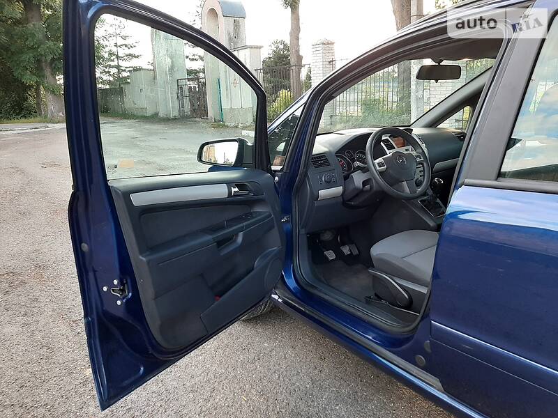 Мінівен Opel Zafira 2008 в Тернополі