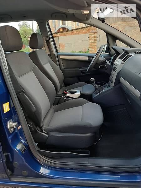 Мінівен Opel Zafira 2008 в Тернополі