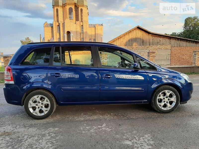 Мінівен Opel Zafira 2008 в Тернополі