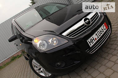 Минивэн Opel Zafira 2009 в Дрогобыче