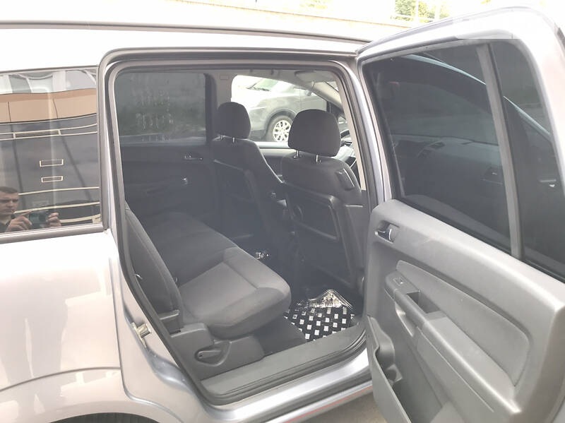 Мінівен Opel Zafira 2008 в Рівному