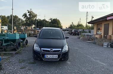 Мінівен Opel Zafira 2008 в Рівному