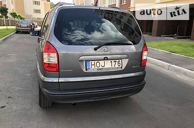 Минивэн Opel Zafira 2005 в Киеве