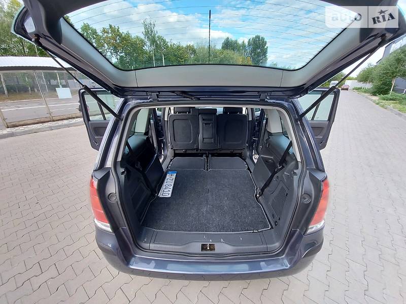 Мінівен Opel Zafira 2007 в Білій Церкві