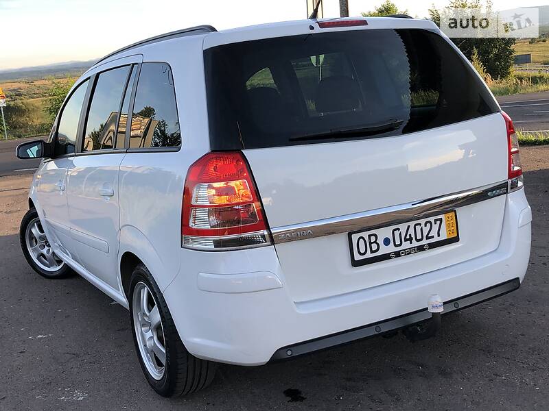 Мінівен Opel Zafira 2009 в Дрогобичі