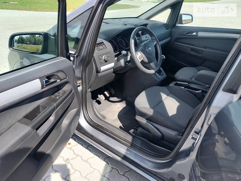 Мінівен Opel Zafira 2006 в Львові