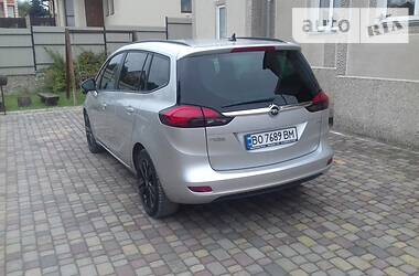 Минивэн Opel Zafira 2013 в Тернополе