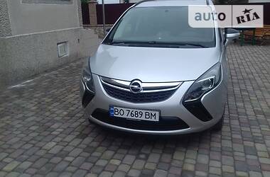 Минивэн Opel Zafira 2013 в Тернополе