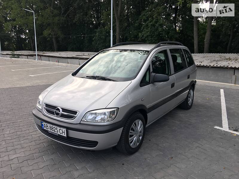 Універсал Opel Zafira 2003 в Вінниці