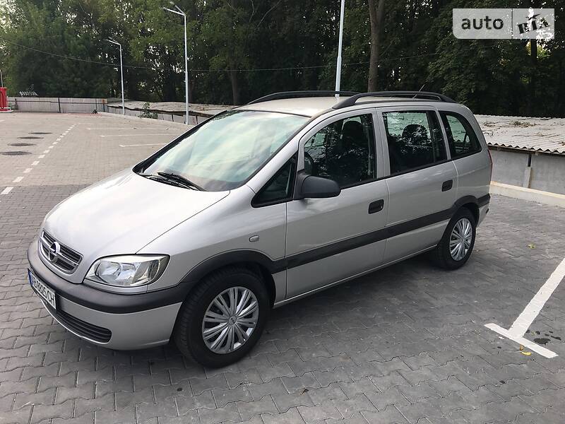 Універсал Opel Zafira 2003 в Вінниці