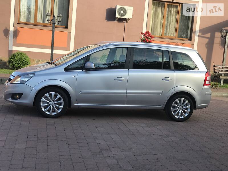 Універсал Opel Zafira 2009 в Стрию фото 15 Універсал Opel Zafira 2009 в Стрию