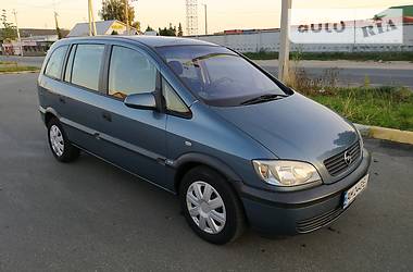 Минивэн Opel Zafira 2001 в Буче