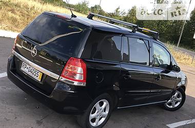 Универсал Opel Zafira 2009 в Дрогобыче