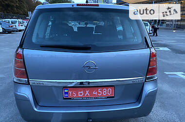 Универсал Opel Zafira 2007 в Тернополе