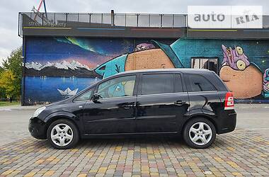 Мінівен Opel Zafira 2008 в Луцьку