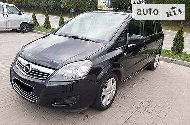 Минивэн Opel Zafira 2011 в Тернополе