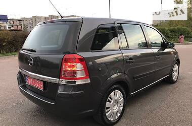 Универсал Opel Zafira 2009 в Дрогобыче